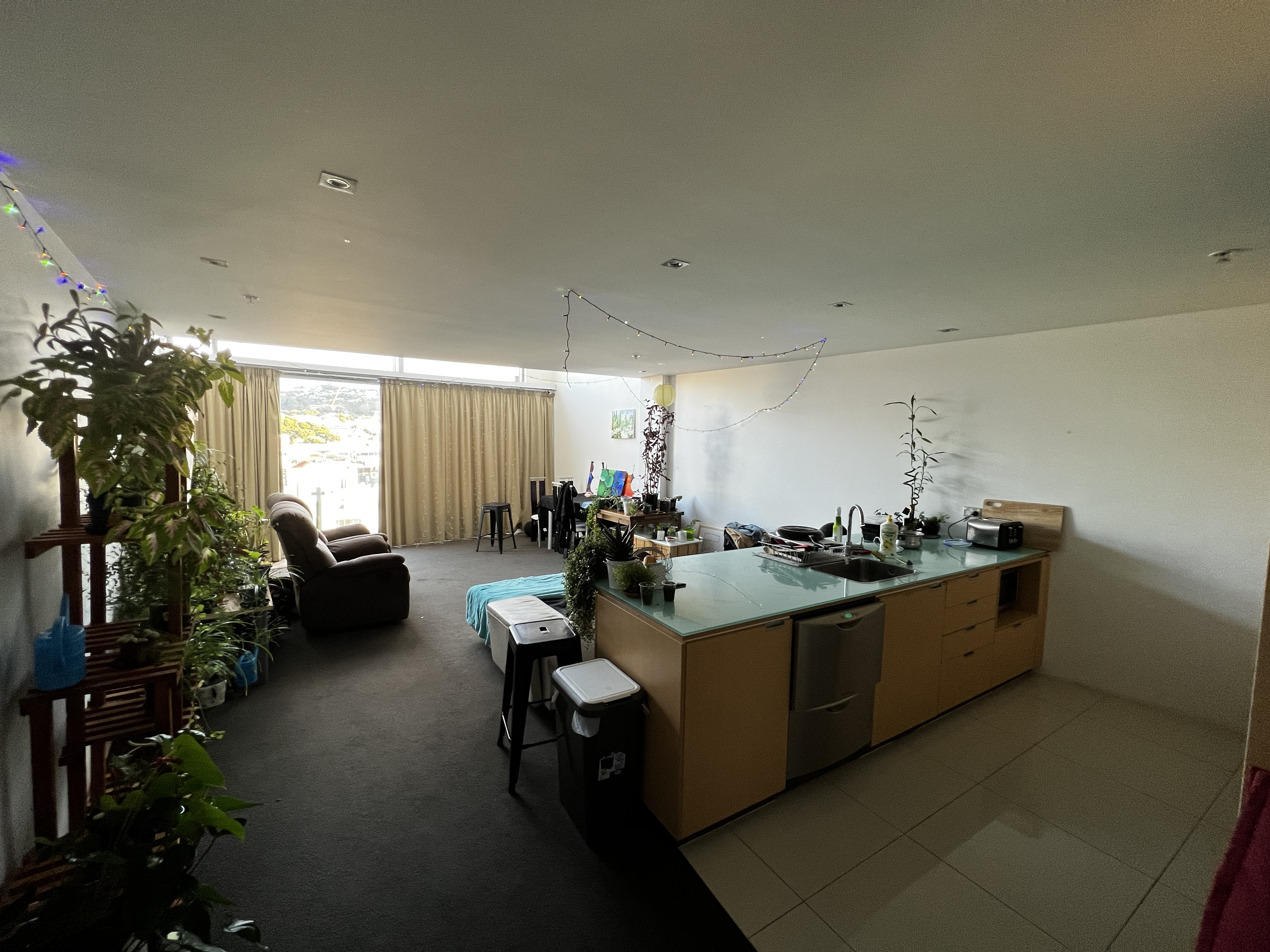 Empty kitchen/dining area